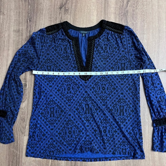 Lucky Brand Braided Velvet Trim Flare Sleeve Top Sz M - Picture 10 of 11